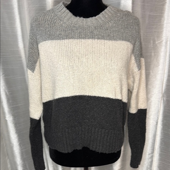 American Eagle Acrylic Blend Colorblock Crewneck Drop Shoulder Sweater Womens S - Picture 1 of 6